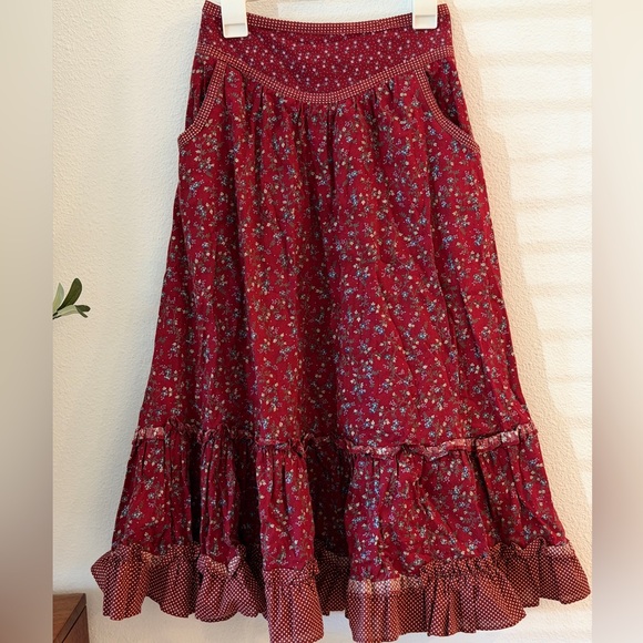 Gunne Sax Dresses & Skirts - Vintage Gunne Sax Red Floral A-Line Skirt